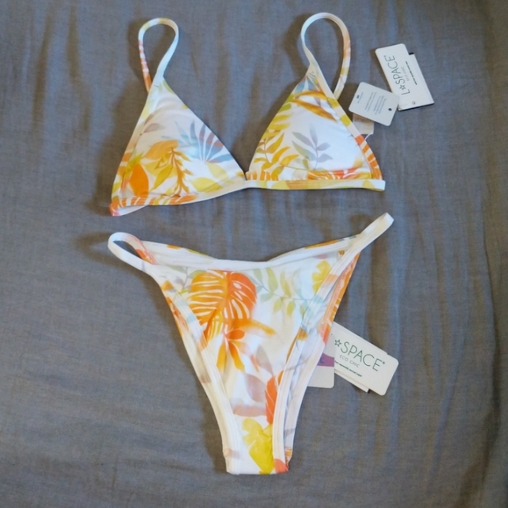 L*Space Millie Triangle Top Jay Bottoms Bikini Set Summer Tropics Tropic…